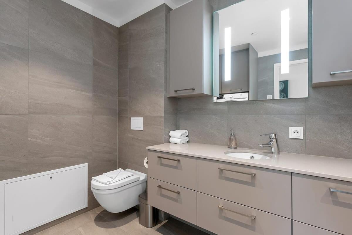 רייקיאוויק Spacious Luxury 3Br Apartment With 2 Bathrooms 1003 מראה חיצוני תמונה
